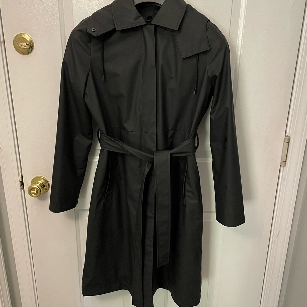 XS Banana Republic Raincoat Black